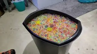 Incredible 😮 SHRINKING Orbeez 😱🤿