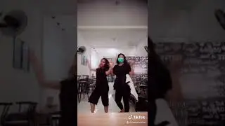 Video Tiktok "Kalau kupandang kelip bintang nan jauh disana" Liat keseruan tiktok kita ya💃🏻