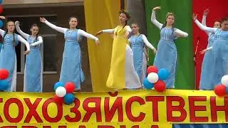 Хороводный танец в Кудымкаре