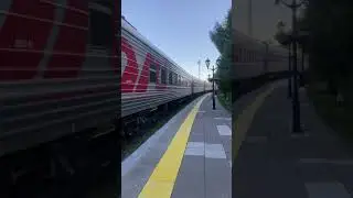ТЭП70-242 с поездом 350А прибывает на станцию Сортавала #поезд #тэп70 #прибытие