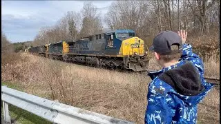 TRAIN TRACKERS - #36 -  CSX FREIGHT TRAINS