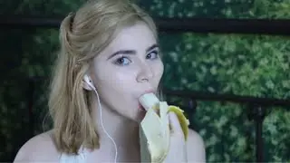 ASMR 🥰Girlfriend teaches you how to sex ~ Roleplay 💋😘 (sexy sounds)