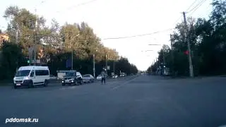 Пешеход не успел перейти дорогу