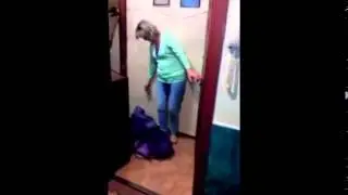 Мама устала, джинсы обоссала