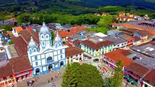 FILANDIA QUINDIO ENCANTO CON AROMA