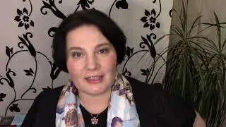 У ребенка шелушатся подушечки пальцев. Причины и что делать.