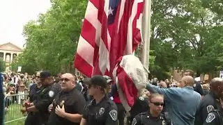 UNC fraternities join to sing, chant for USA during pro-Palestinian protest