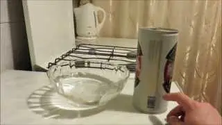 Как вакуум сплющивает алюминиевую банку