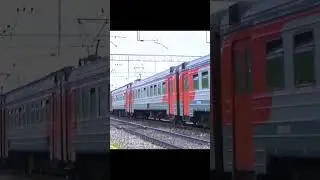 Электропоезд ЭД4М-0225 на большой скорости 