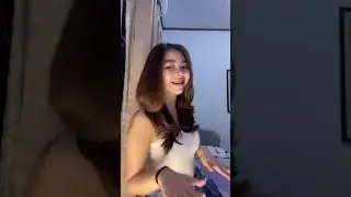 Tangtop putih