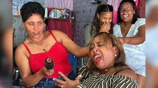 Fue al salón de belleza  de la amante de su marido y esto sucedió.