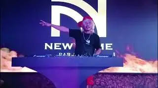 AWONK UHA-ISABELA DJ