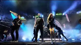 Disturbed - Don’t Tell Me (Feat. Lzzy Hale of Halestorm) Live at Knotfest Australia
