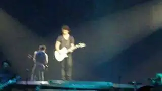 Jonas Brothers Wembley 20/11/09 ~ I Gotta Feeling HQ