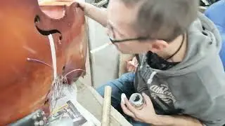 Ремонт виолончели / приклейка грифа