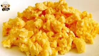 HOW TO MAKE SCRAMBLED EGGS IN A MICROWAVE