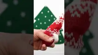How to DIY A Felt Christmas Tree in 5 minutes!