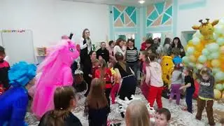Два жирафа & Тайна Праздника