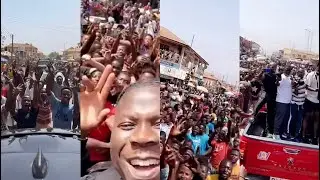 How The People Of Berekum Welcomes Stonebwoy Ahead Of Tonight’s Show.
