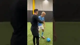 СПАСИБО КОШЕЧКА🐈‍⬛🤾🏼‍♂️🥅😃😜А ТЫ БЫ УСТОЯЛ❓❓😉🤣ПОДПИШИСЬ🔥🔥ТГ:@ POSTOI_PAROVOZ 