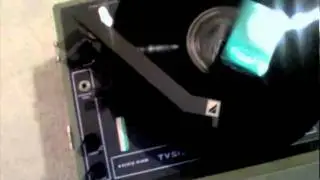 Vinyl player - analog looping with cigs and vinyl player