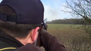 Beretta 692 on the clays slow-mo