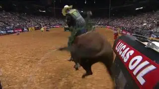 JB Mauney rides Rebel Yell II for 85.75 points