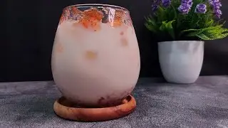 Strawbery milk popular in korea | Korean Cafe 