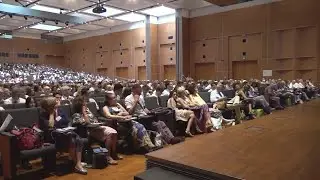 Il congresso annuale dei Testimoni di Geova