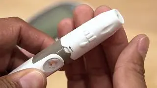 How to use your Keto-Mojo lancing device