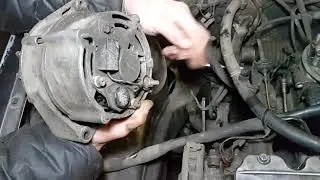 тускло горит лампочка зарядки АКБ, недозарядка в процессе езды опель кадет