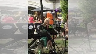太妍突現身街頭開唱！　「壓軸飆出絕美高音」路人全爆雞皮讚嘆 | ETtoday星光雲