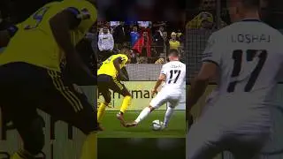 Isak nutmeg + golazo 😮‍💨 | Sweden vs Kosovo