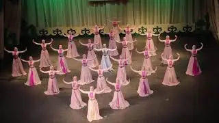 Девичий танец в исполнении легендарного ансамбля 