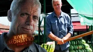 This Fish Hits As Hard As A Bat! | River Monsters
