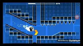 Clipping war (Preview 1) Geometry Dash