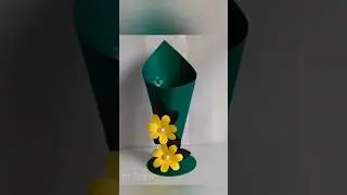 Amazing paper flower vase 