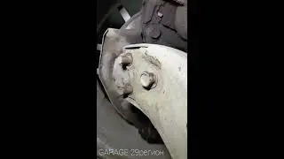 Замена шаровой опоры без съемника / Toyota Camry ,replace ball joint without puller