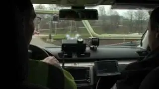 POLICEJNÍ PASSAT LOVIL ŘIDIČE