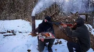 Землянка в Лесу своими Руками  - ДОМ  ПОД землёй из ПОДРУЧНЫХ МАТЕРИАЛОВ