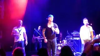 East 17 - Thunder (Live) London Islington Academy 08.09.2011