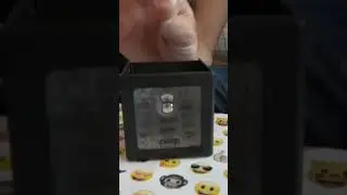 Конфетный аппарат у Макса и Кати