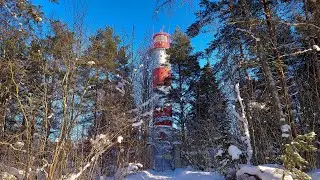 4k Нордические конькобежцы. Финский Залив у маяка Стирсудден и ползучие льды.