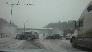 ДТП авария зимой на скользкой дороге.