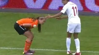 Female nut shot (kick in da fanny)