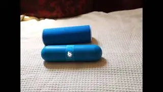 BEATS PILL NEON (BLUE) vs. UE BOOM