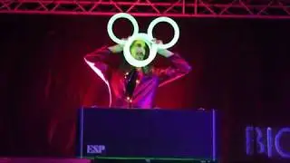 Michael Speranza - LED circus performer & contact juggler