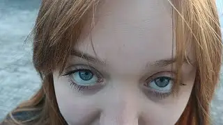 Аня резвиться