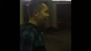 Виктор - В гараже.