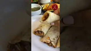 Akşama sadece limonlu ılık su diye kendimi kandırdığım her masada genel halim…😁🙈🍴🌯#kebap #diyet